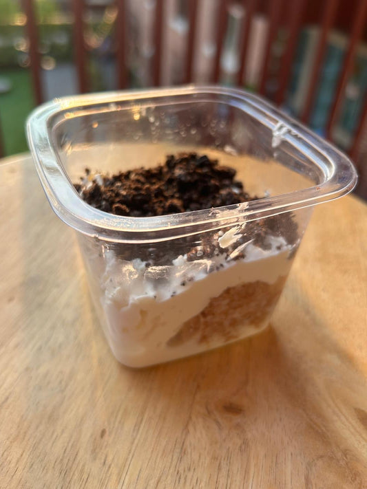 Regular Oreo Milk Cake